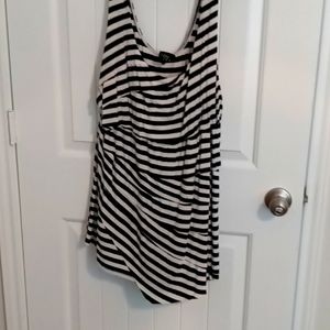 Torrid Tank top/ Size 3/ 7mini layers/ black and white